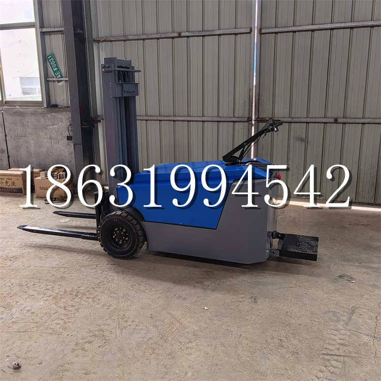 太子河区全电动叉车插腿式堆高车液压装卸车1.5吨升高小型站驾式铲车